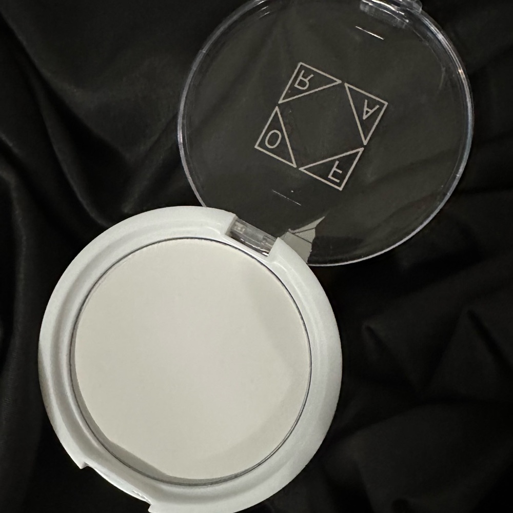 2/$30 OFRA COSMETICS OIL CONTROL PRESSED POWDER - BRAND NEW!